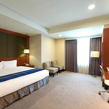 Hiyeshotel勤天商旅-花蓮館 Hualien City Ngoại thất bức ảnh