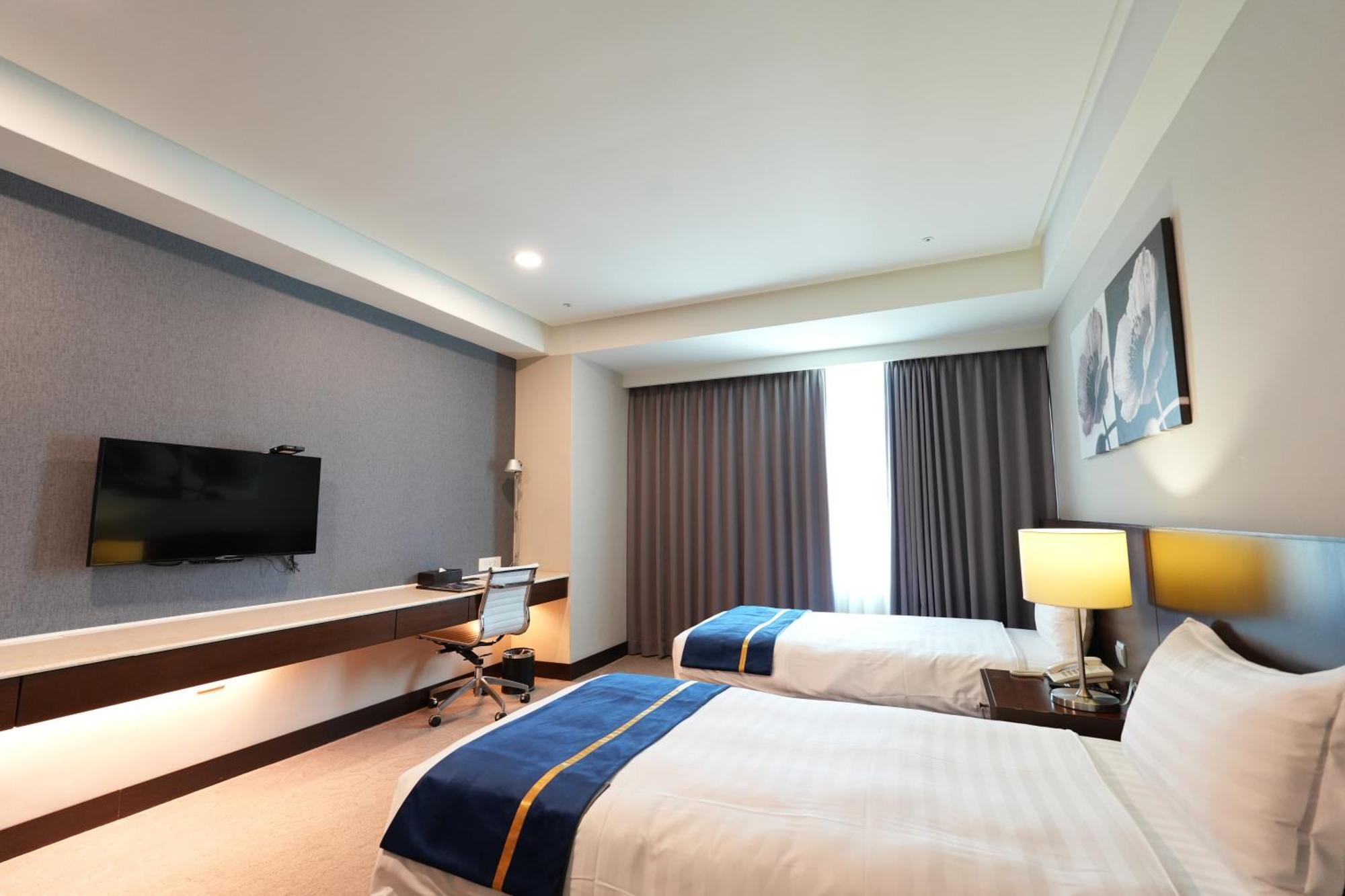 Hiyeshotel勤天商旅-花蓮館 Hualien City Ngoại thất bức ảnh