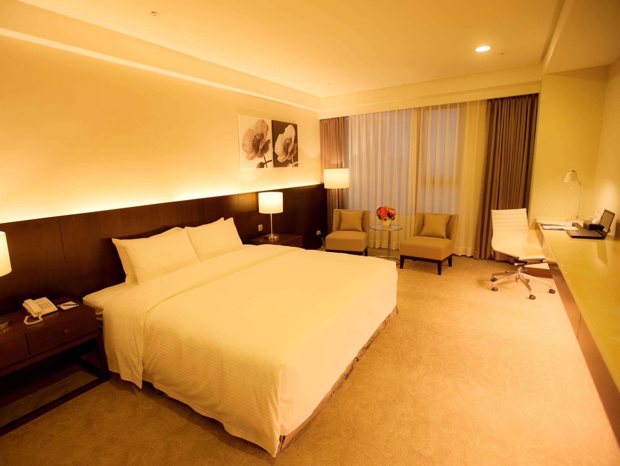 Hiyeshotel勤天商旅-花蓮館 Hualien City Ngoại thất bức ảnh