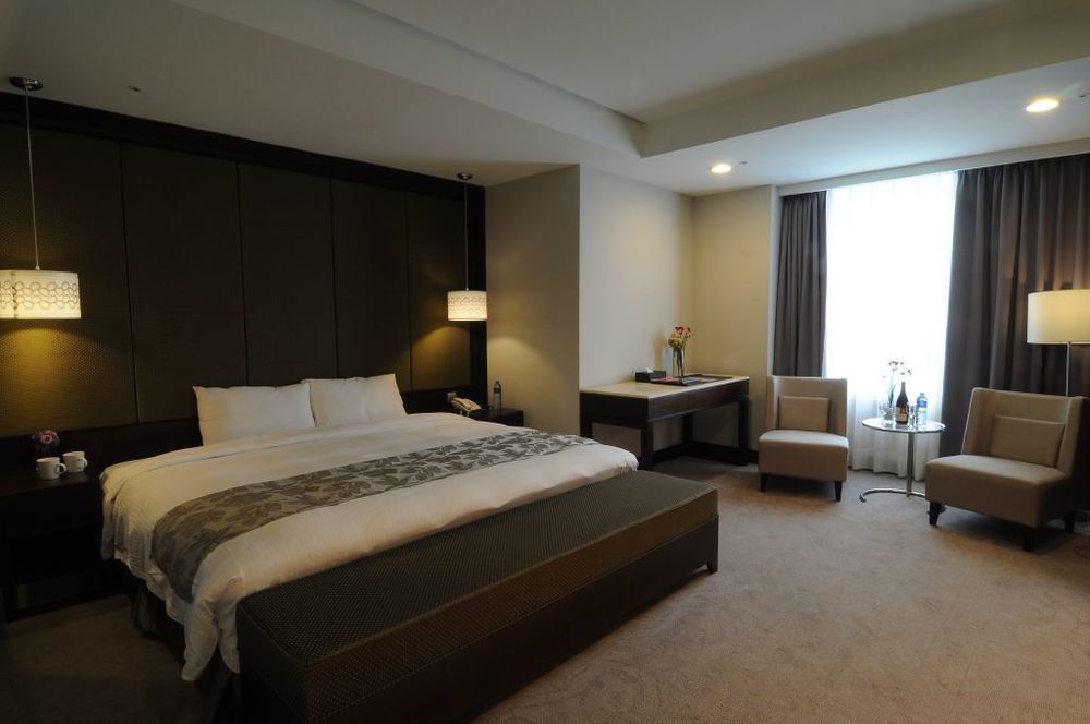 Hiyeshotel勤天商旅-花蓮館 Hualien City Ngoại thất bức ảnh